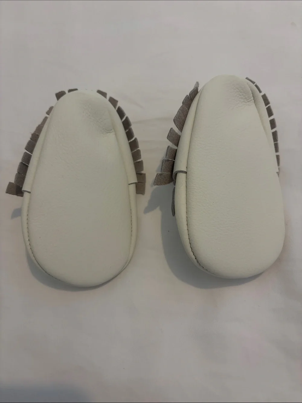 BELLA White Fringe Moccasin Shoes - Never Worn! 0-6M